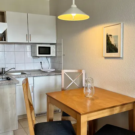370, Seepark Apartment *