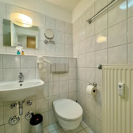 Apartment 370, Seepark *